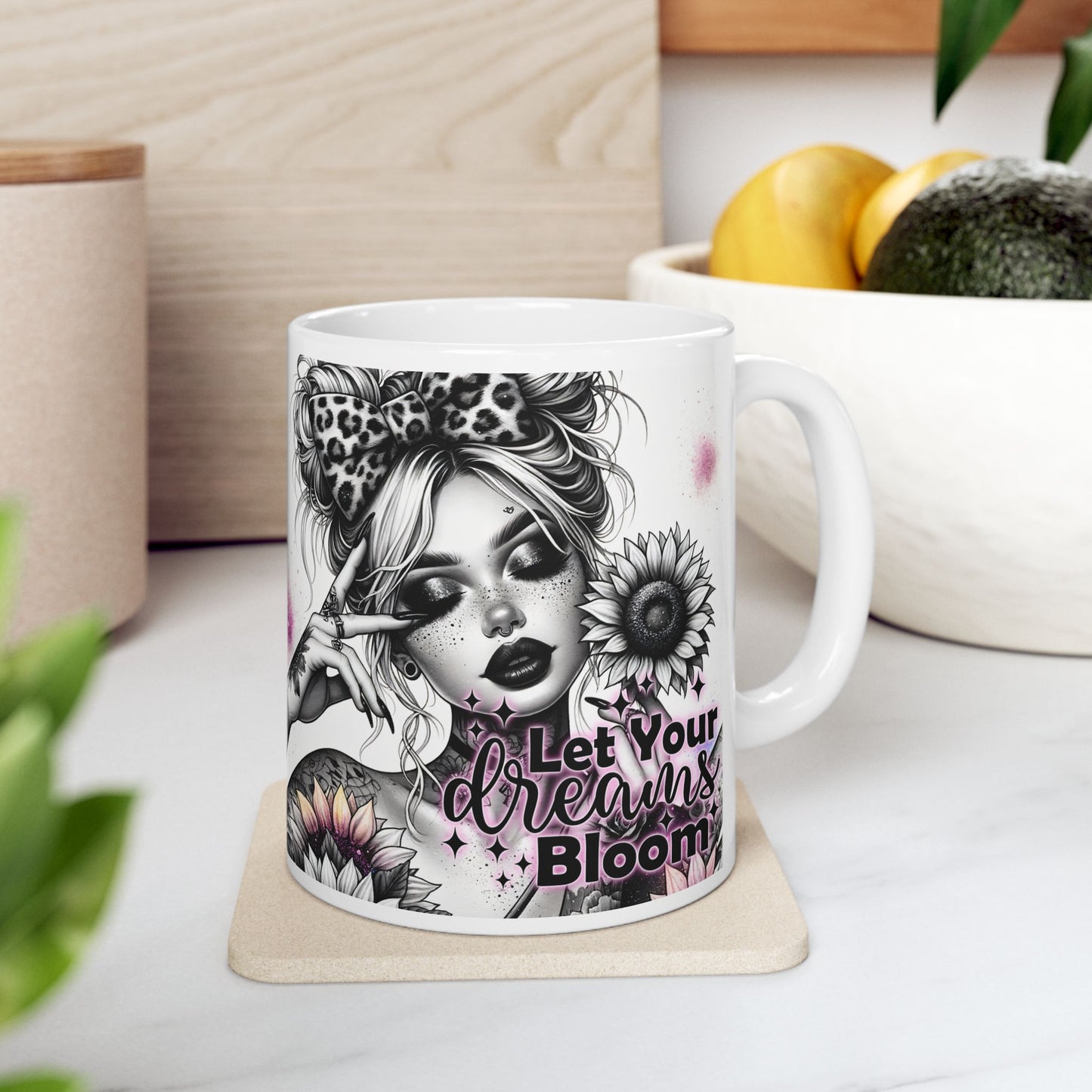 "Let Your Dreams Bloom" Ceramic Mug – Floral Inspiration for Your Daily Brew Start each day with motivation and a touch of nature's beauty.
